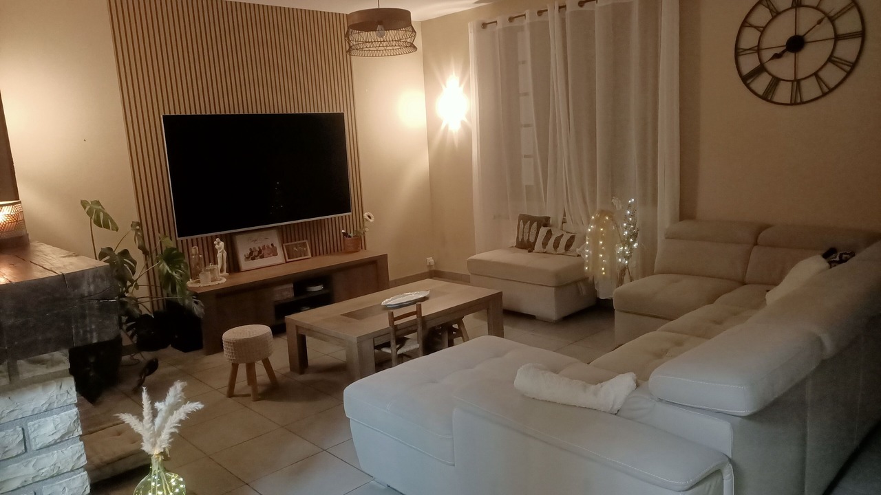 Photo of Livingroom in Lucy-sur-Cure