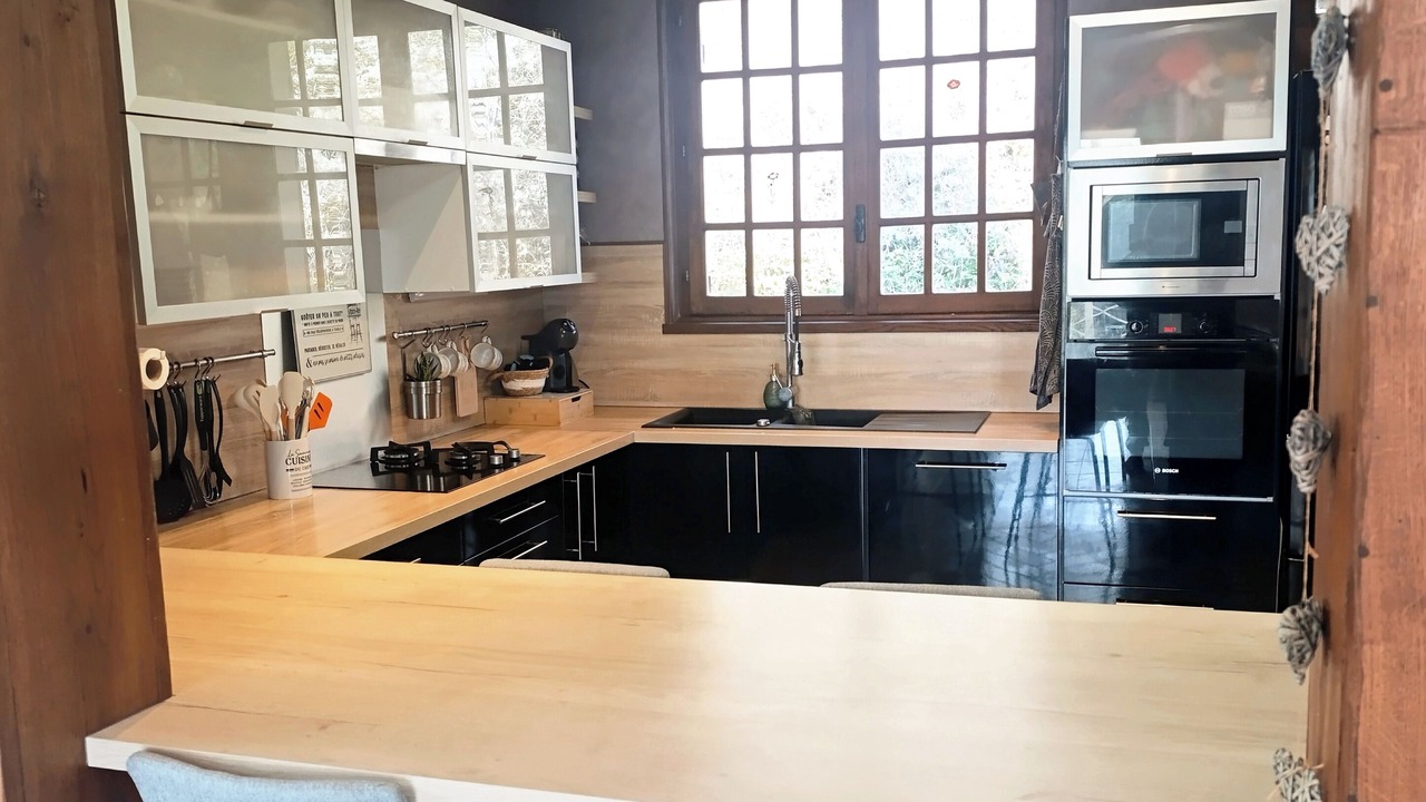 Photo of Kitchen in Lucy-sur-Cure
