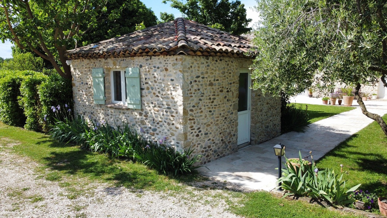 Photo of Outdoor in Chateauneuf-du-Rhone