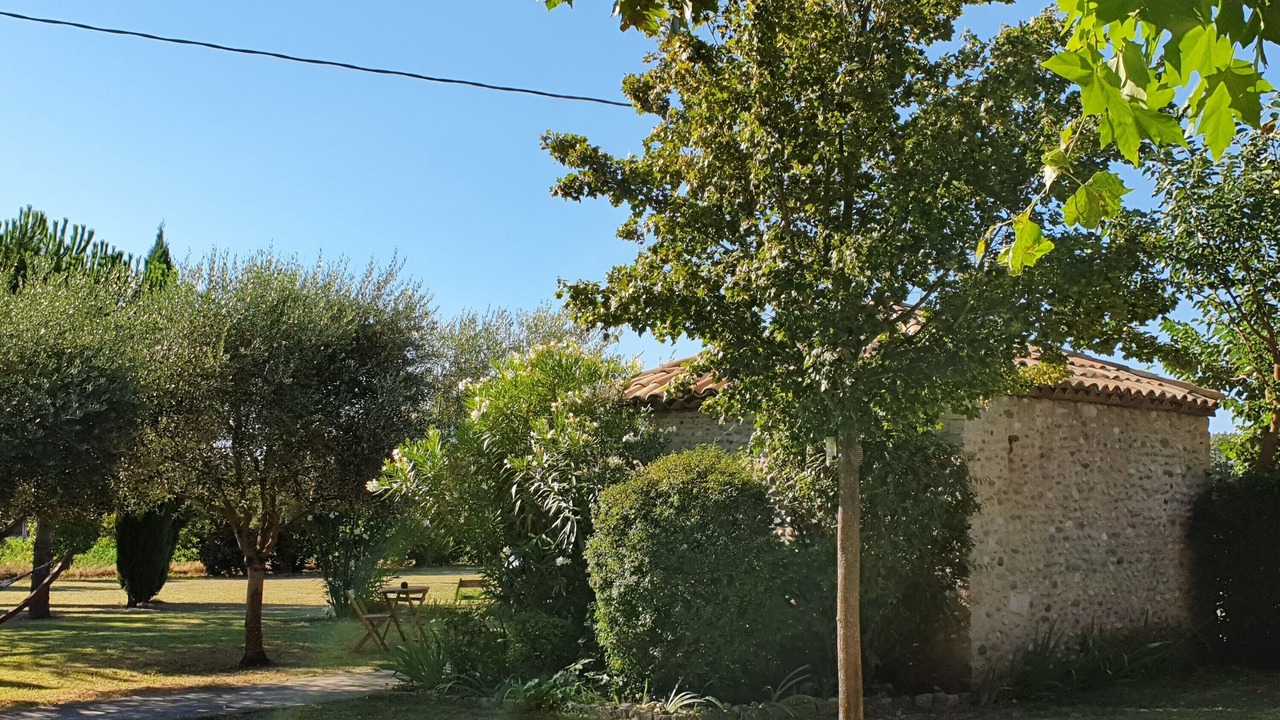 Photo of Outdoor in Chateauneuf-du-Rhone