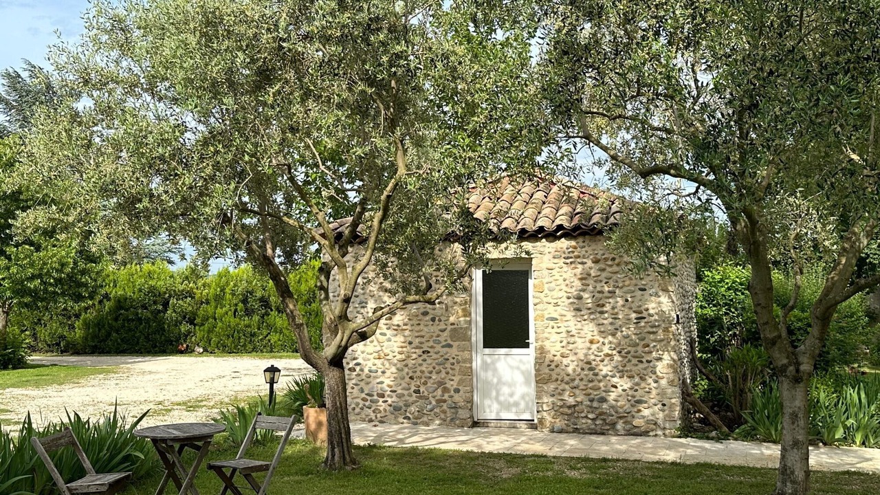 Photo of Outdoor in Chateauneuf-du-Rhone