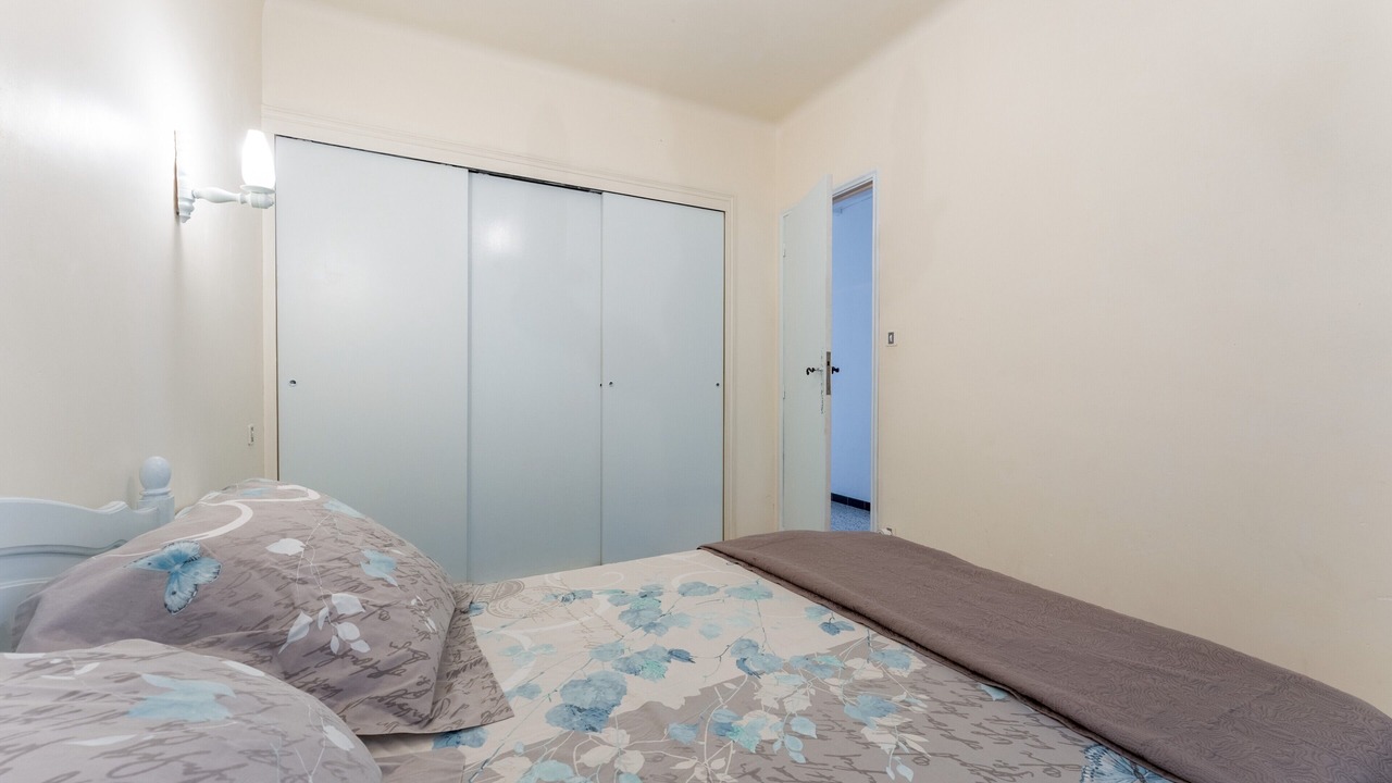 Photo of Bedroom in Taulignan