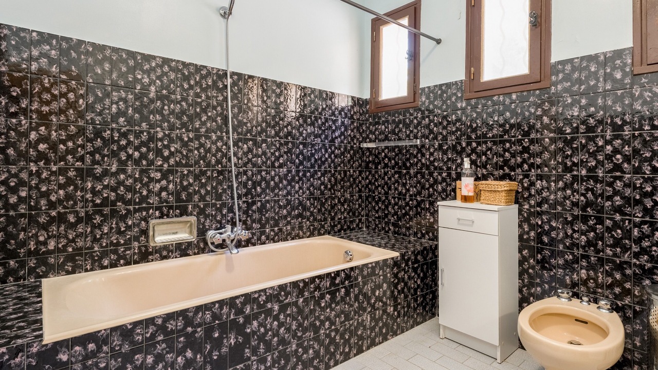 Photo of Bathroom in Taulignan