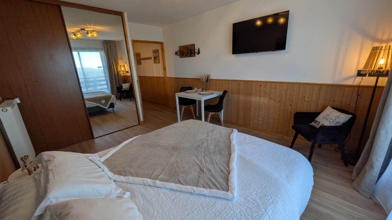 Photo of Bedroom in Mijoux
