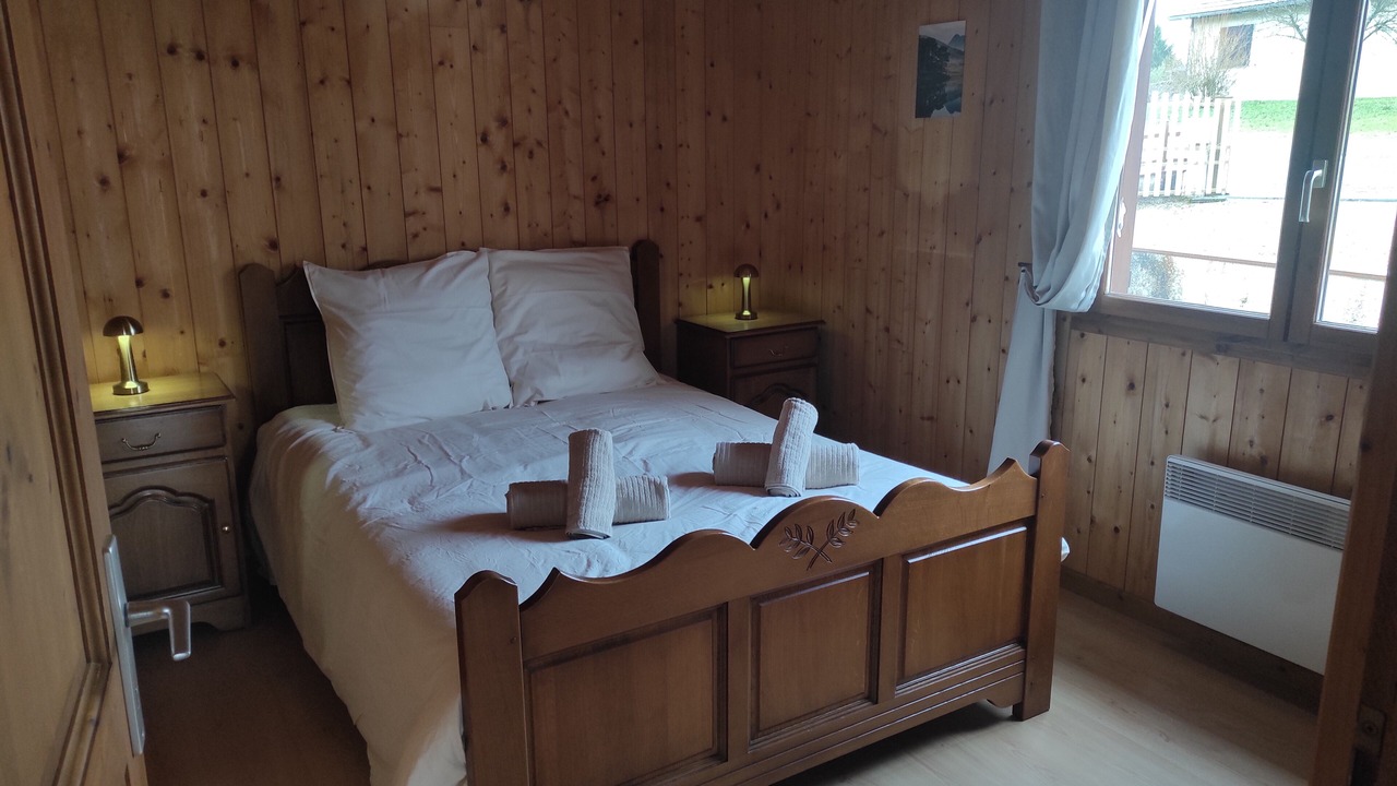 Photo of Bedroom in Pont-de-Poitte