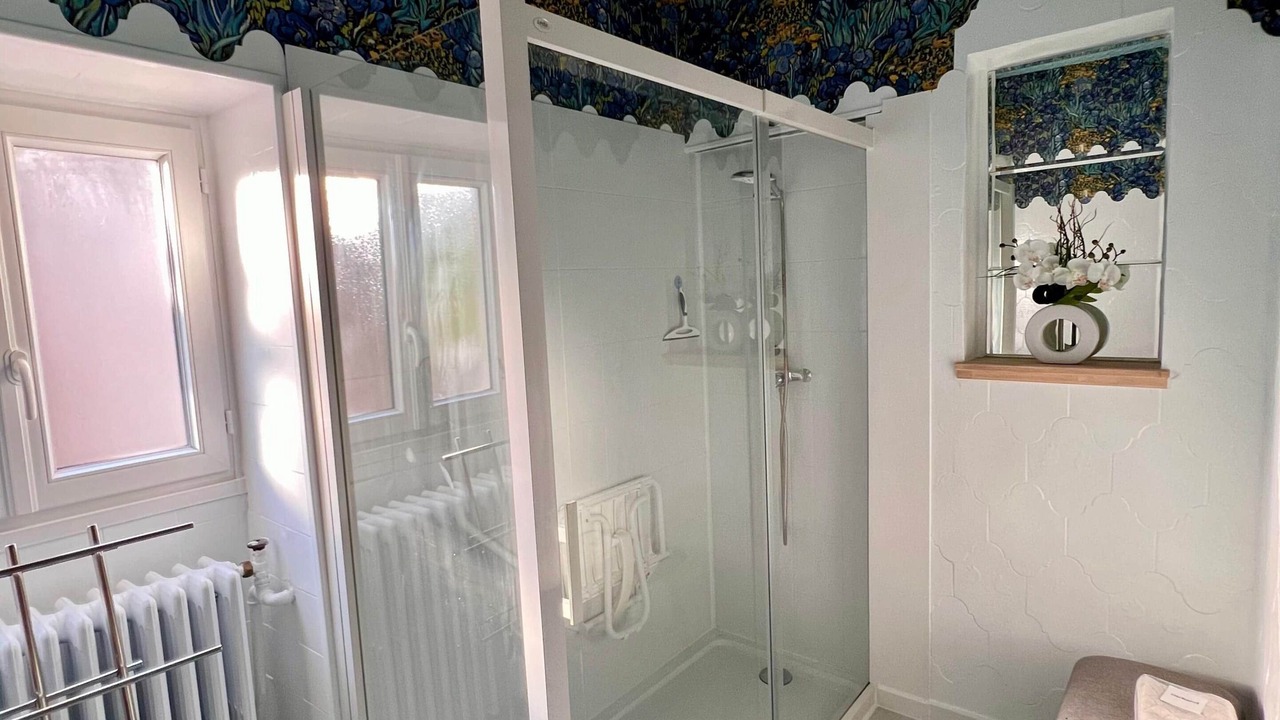 Photo of Bathroom in Davaye