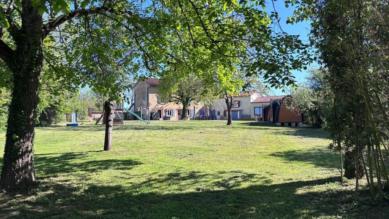 Photo of Outdoor in Montchal