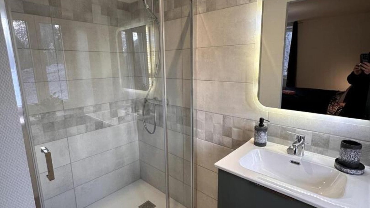 Photo of Bathroom in Buxieres-les-Mines