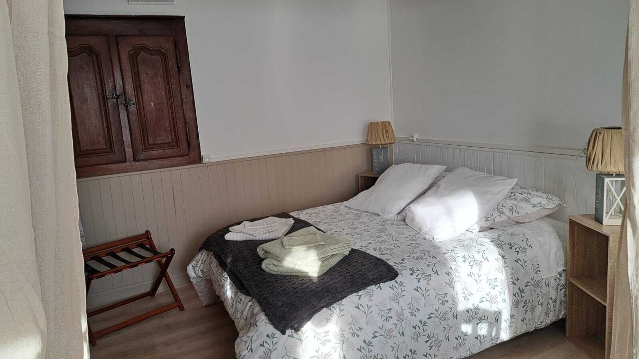 Photo of Bedroom in Forges-les-Bains