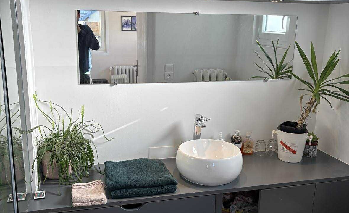 Photo of Bathroom in Ronchamp