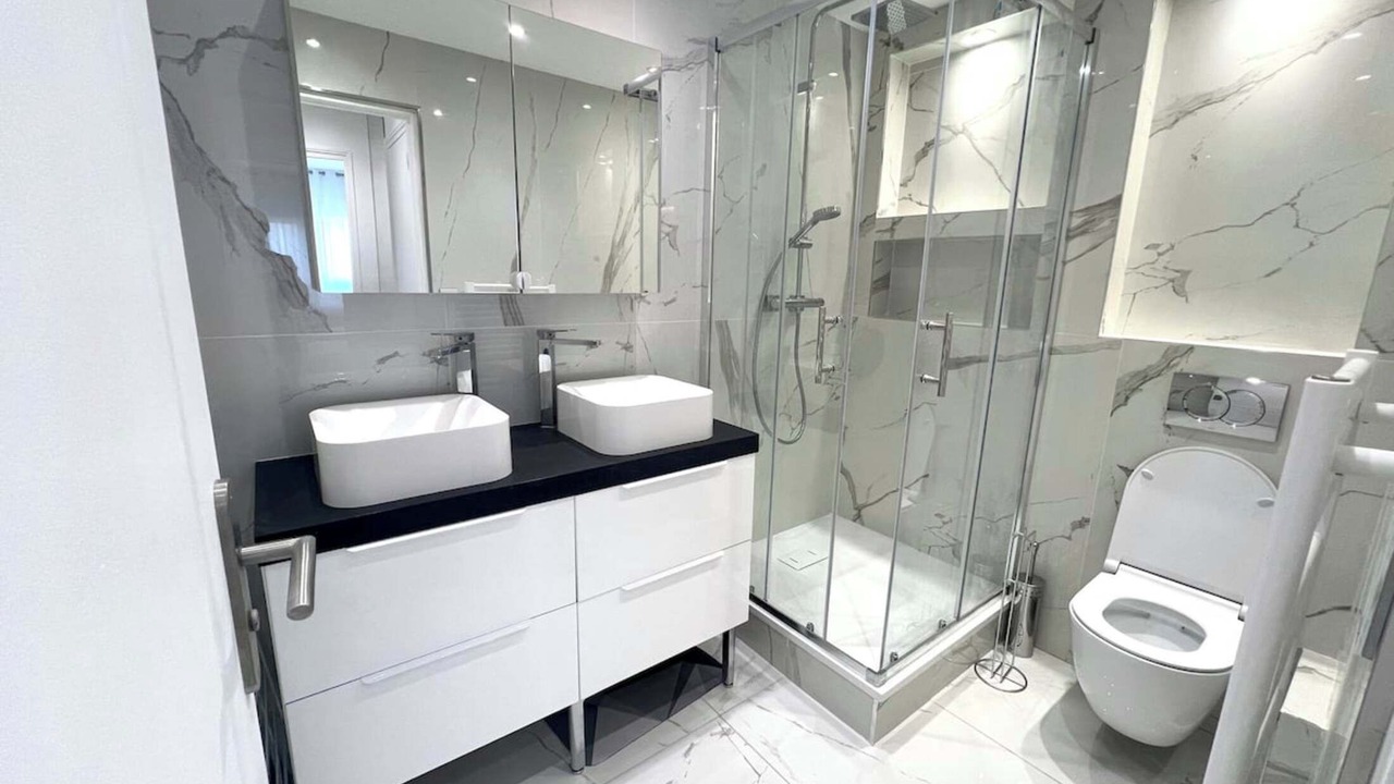Photo of Bathroom in Vitry-sur-Seine