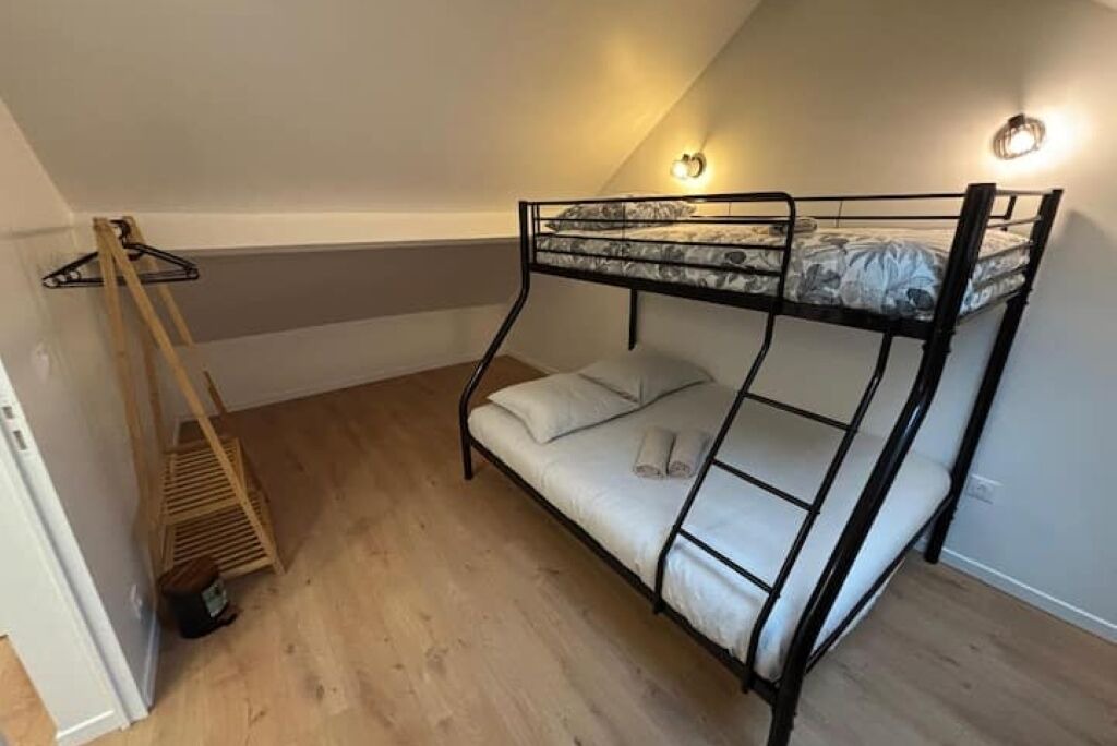 Photo of Bedroom in Savigny-sur-Orge