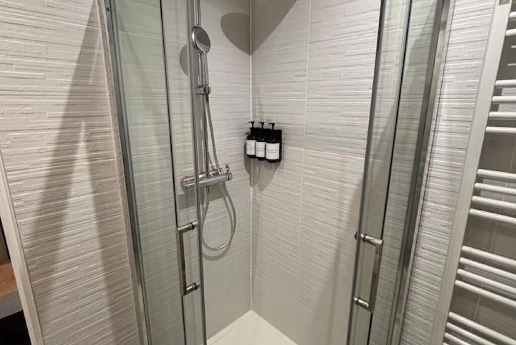 Photo of Bathroom in Savigny-sur-Orge