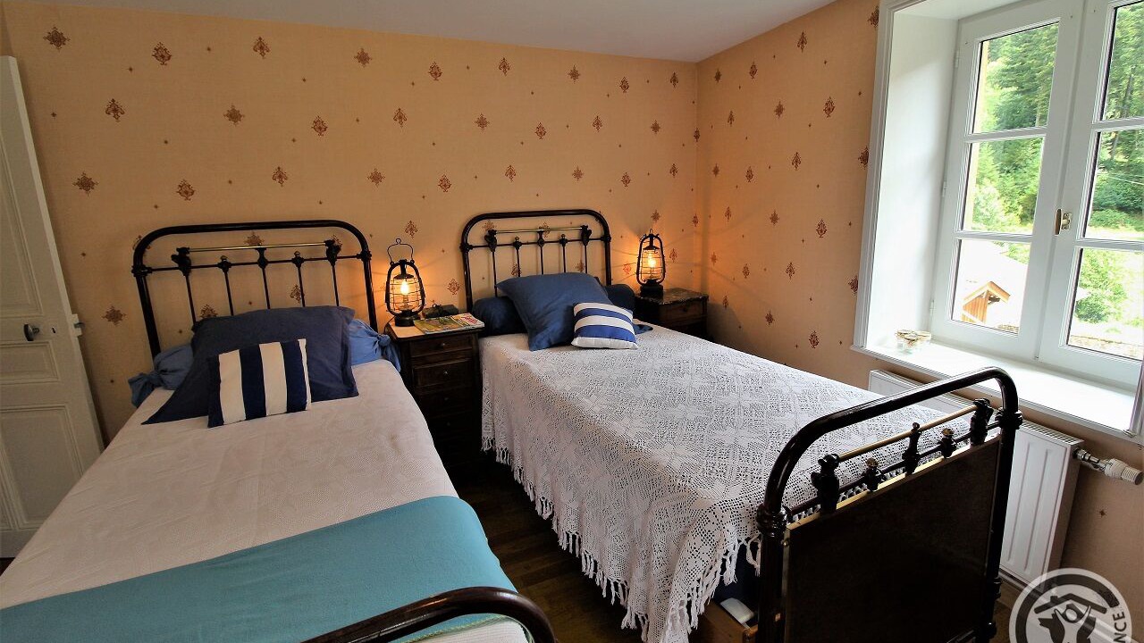 Photo of Bedroom in Poule-les-Echarmeaux