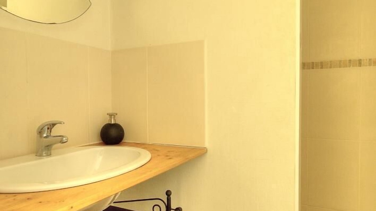 Photo of Bathroom in Villie-Morgon