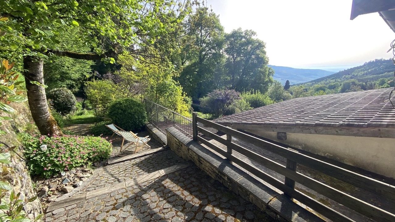 Photo of Patio Balcony in Vernay