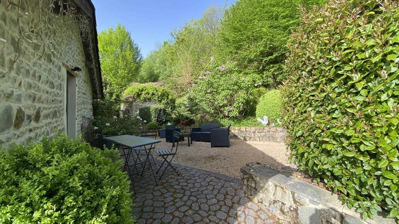 Photo of Outdoor in Vernay