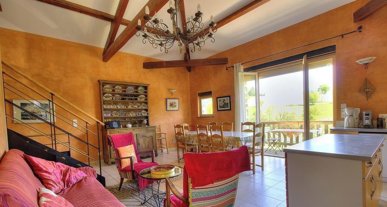Photo of Livingroom in Saint-Jean-la-Bussiere