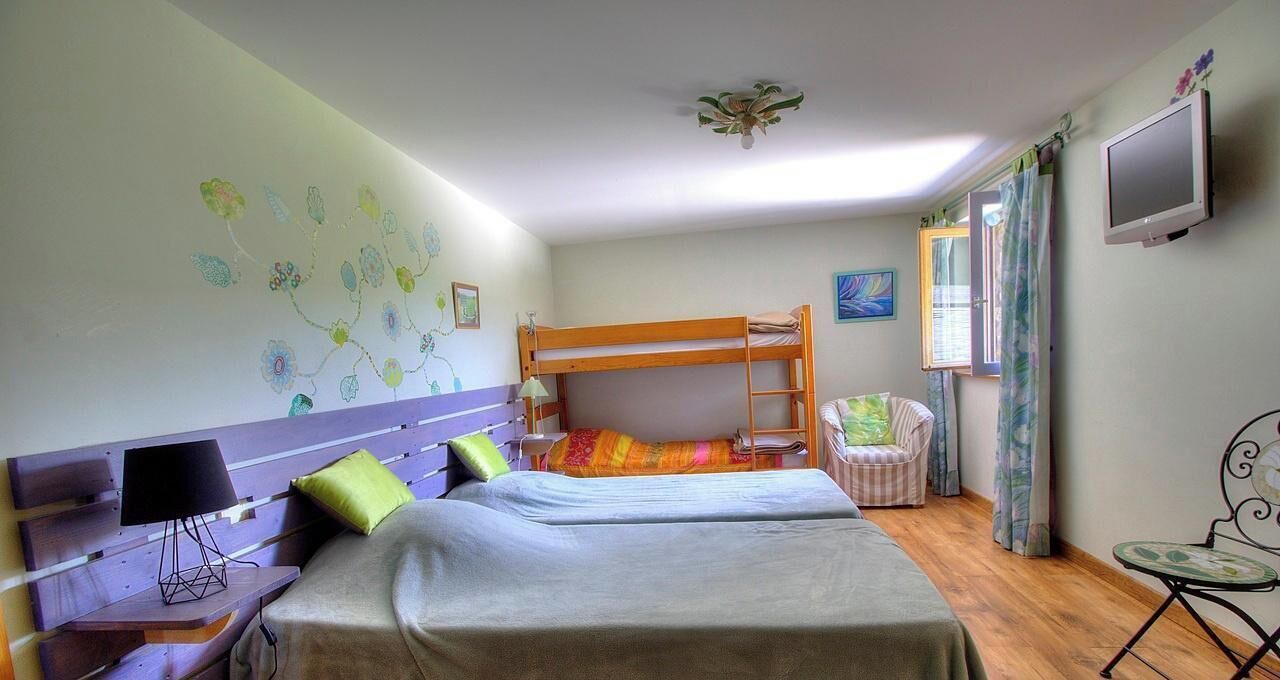 Photo of Bedroom in Saint-Jean-la-Bussiere