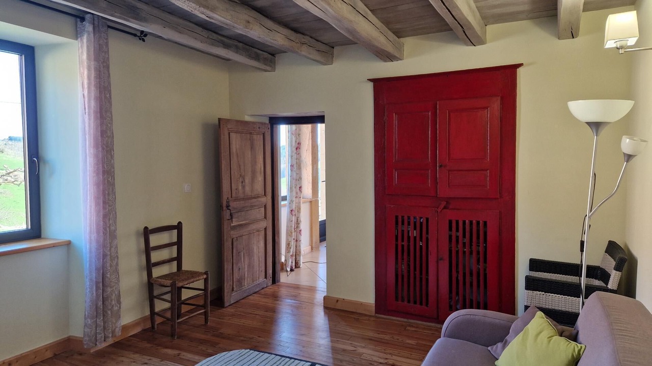 Photo of Livingroom in Valsonne