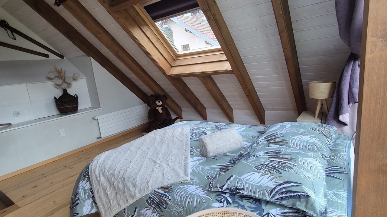 Photo of Bedroom in Premanon