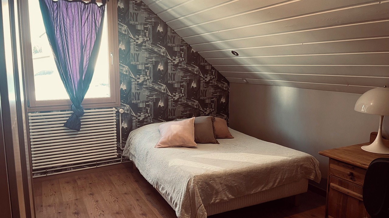 Photo of Bedroom in Premanon