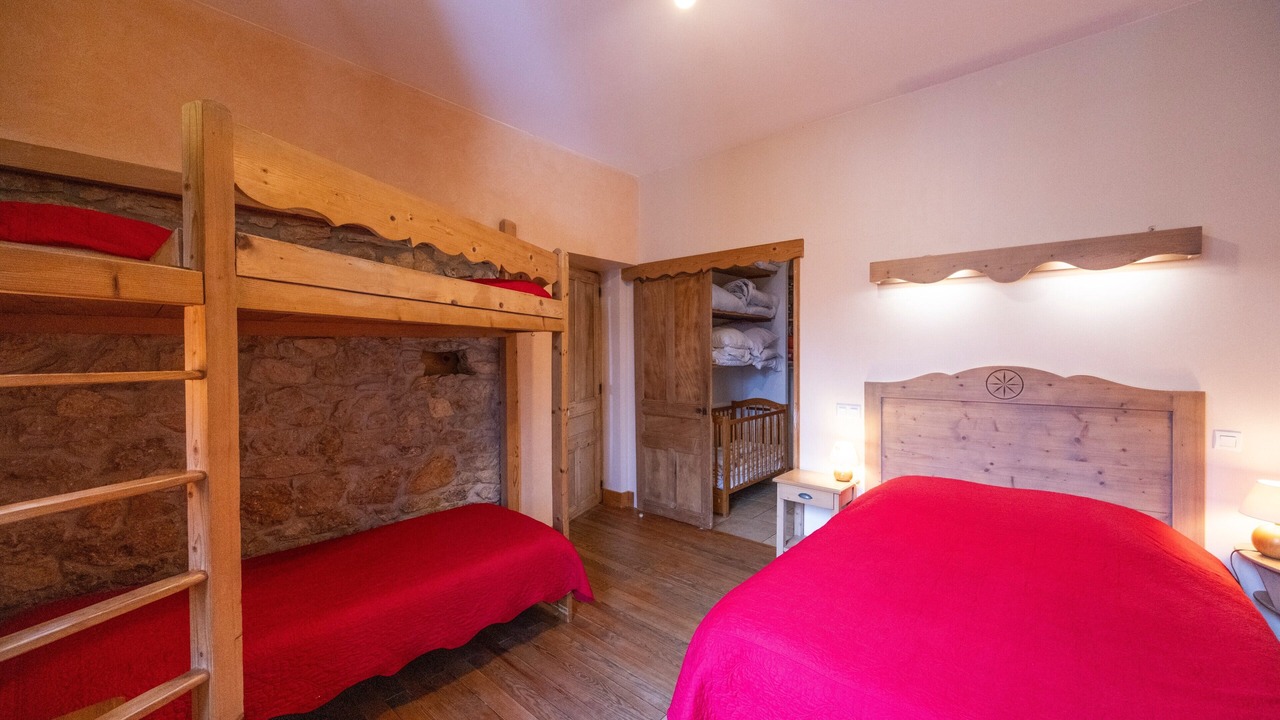 Photo of Bedroom in Les Deserts