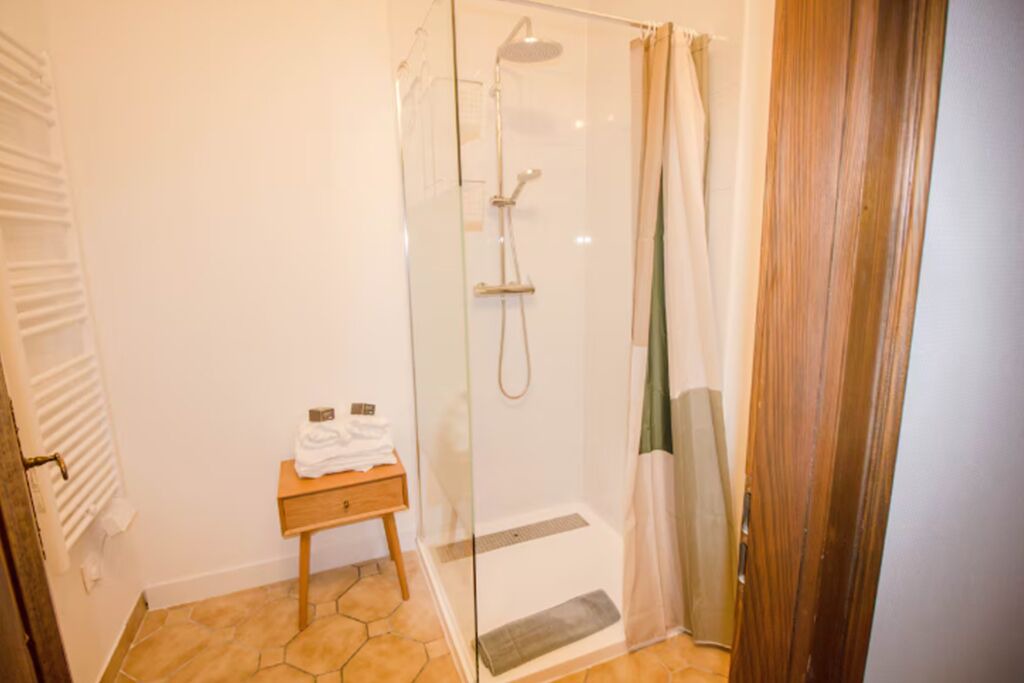 Photo of Bathroom in Cherisey