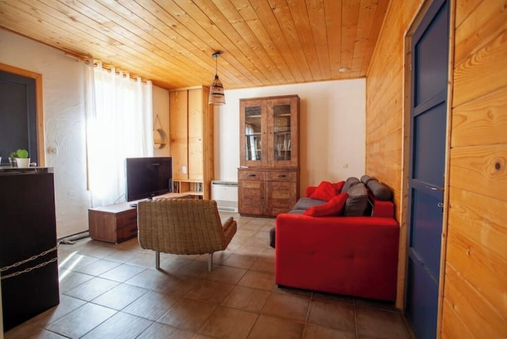 Photo of Livingroom in Bullion