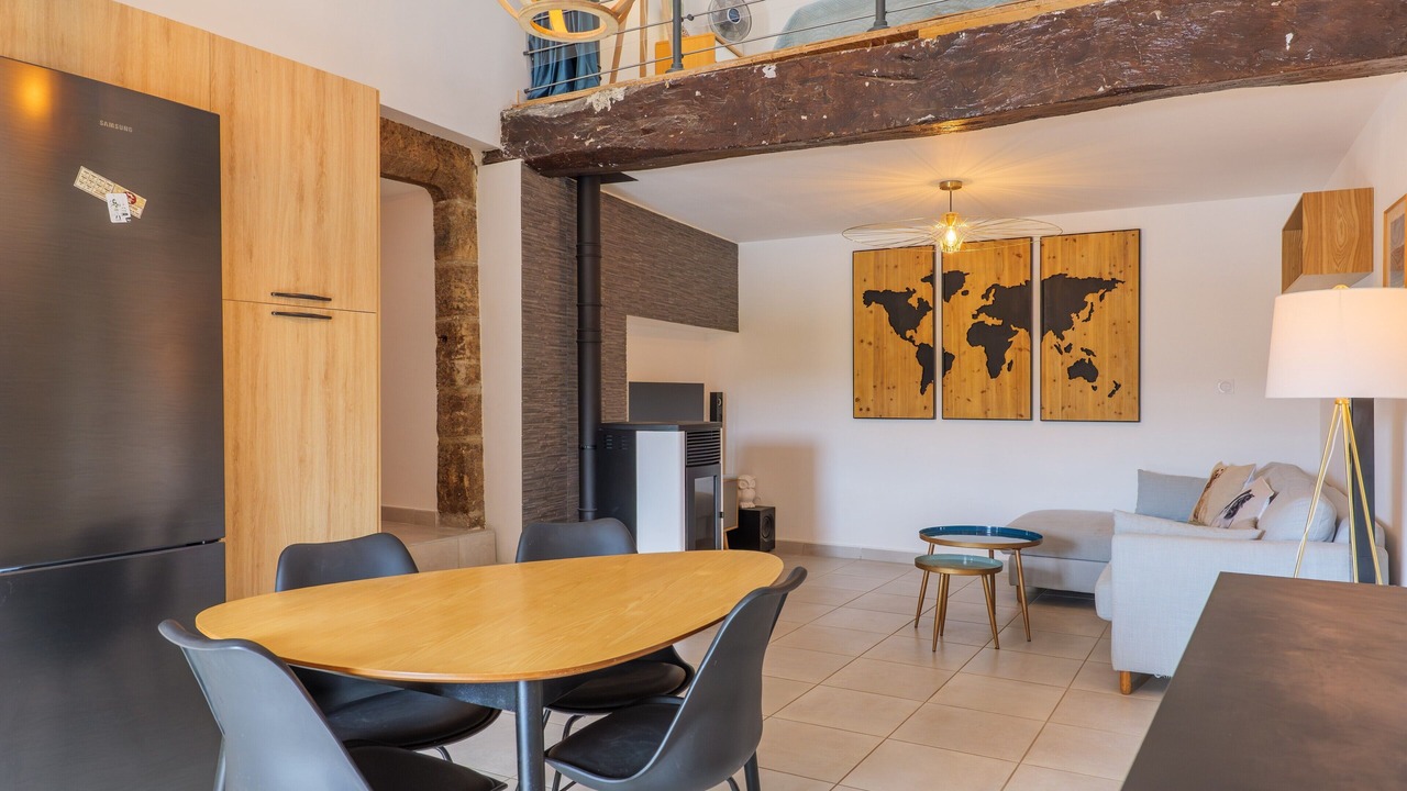 Photo of Others in Ailhon