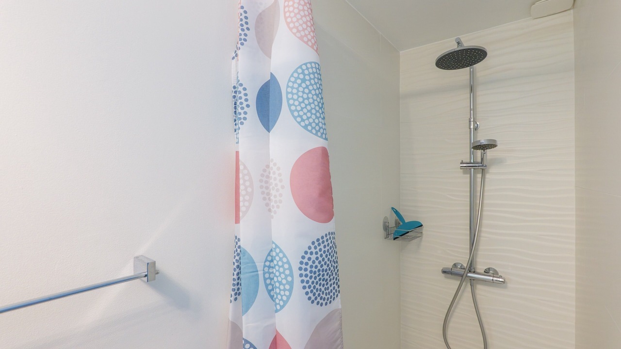 Photo of Bathroom in Ailhon
