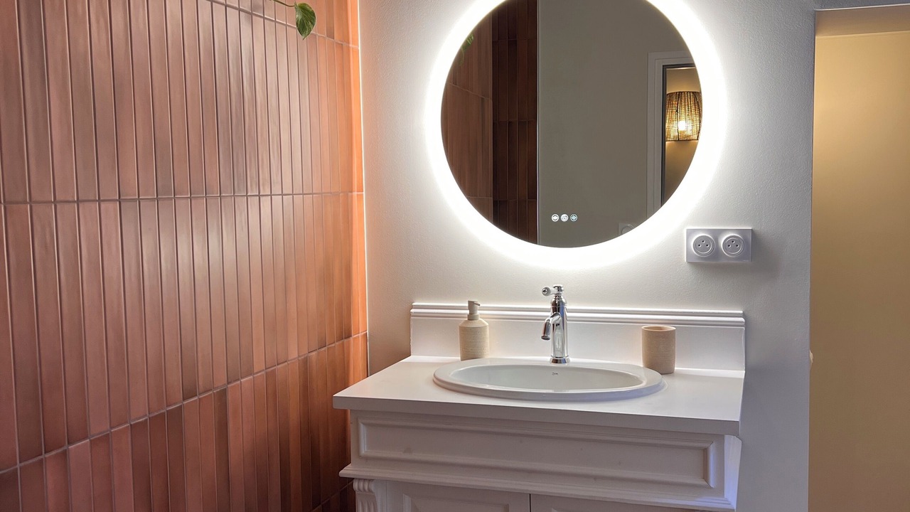 Photo of Bathroom in Avallon
