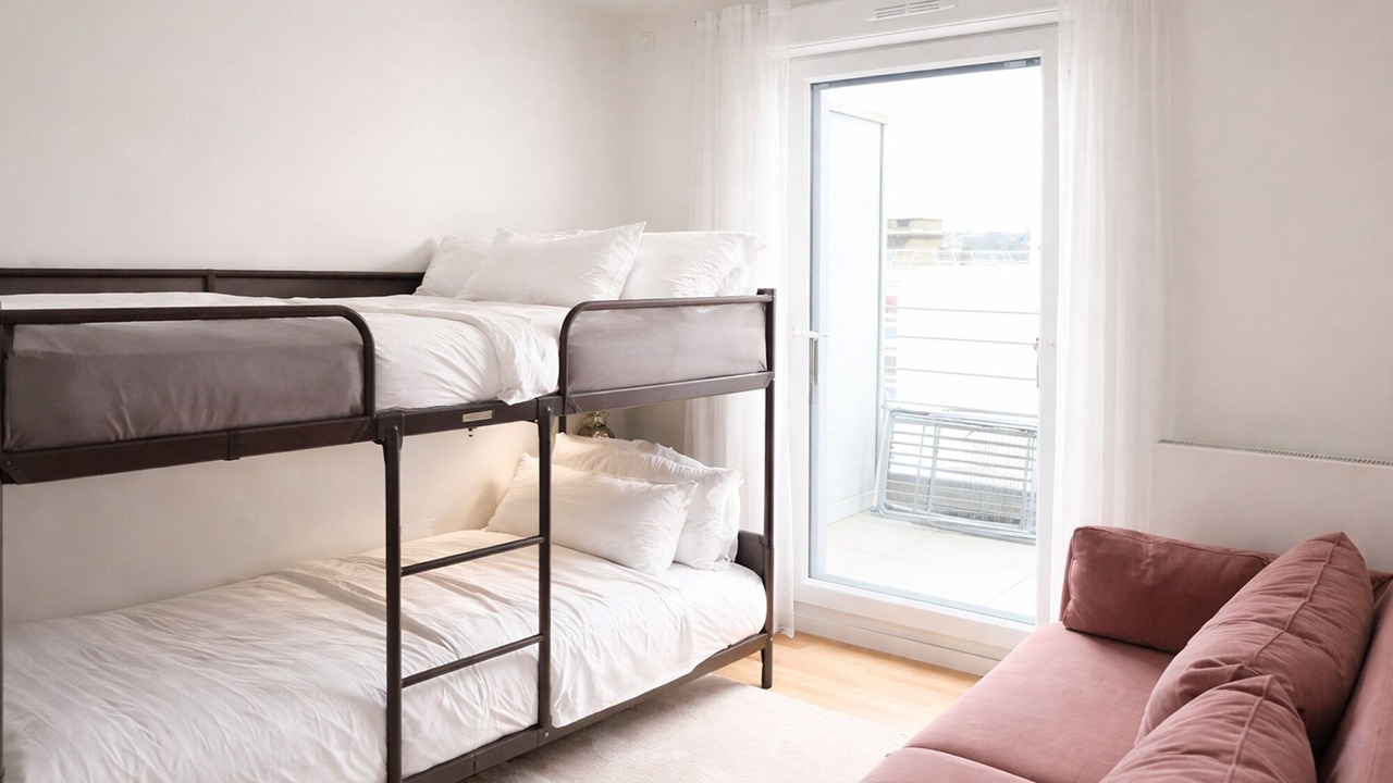 Photo of Bedroom in Bagneux