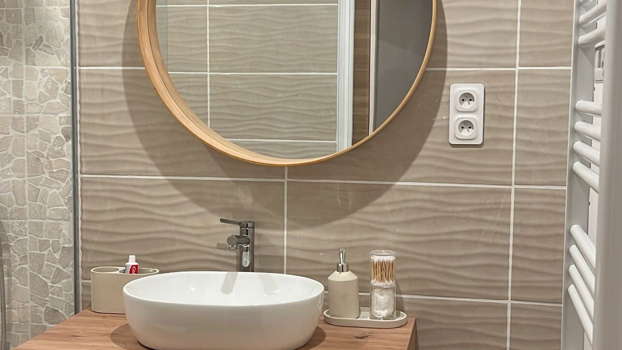 Photo of Bathroom in Romans-sur-Isere