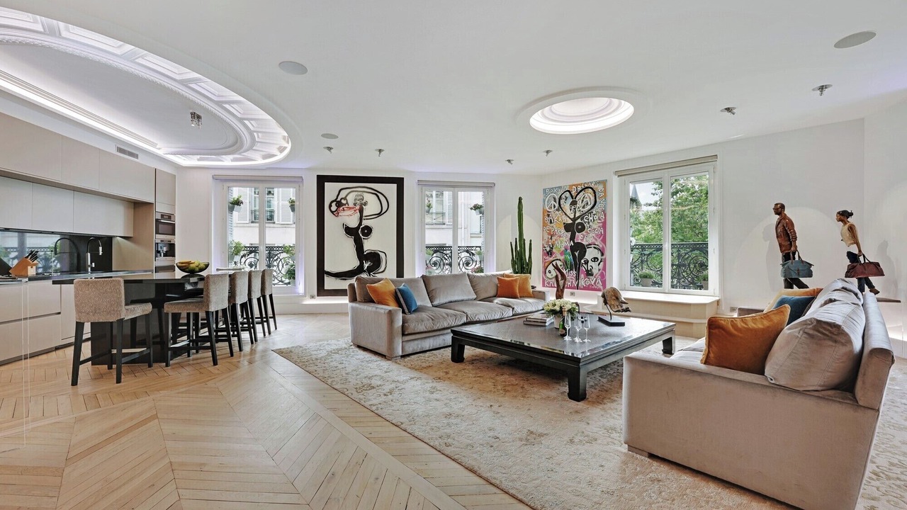 Photo of Livingroom in 6th Arrondissement