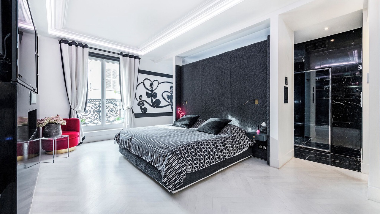 Photo of Bedroom in 6th Arrondissement