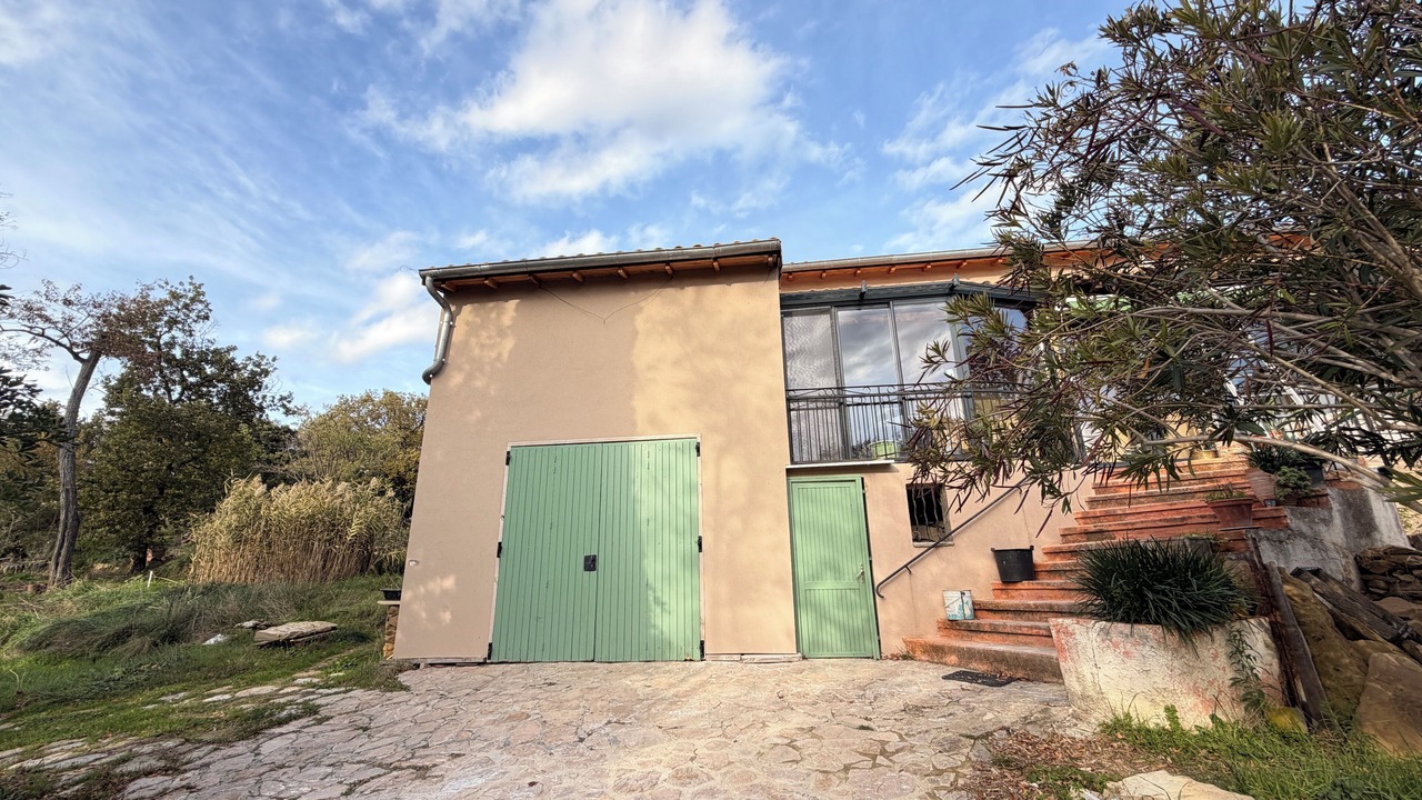 Photo of Outdoor in Taulignan