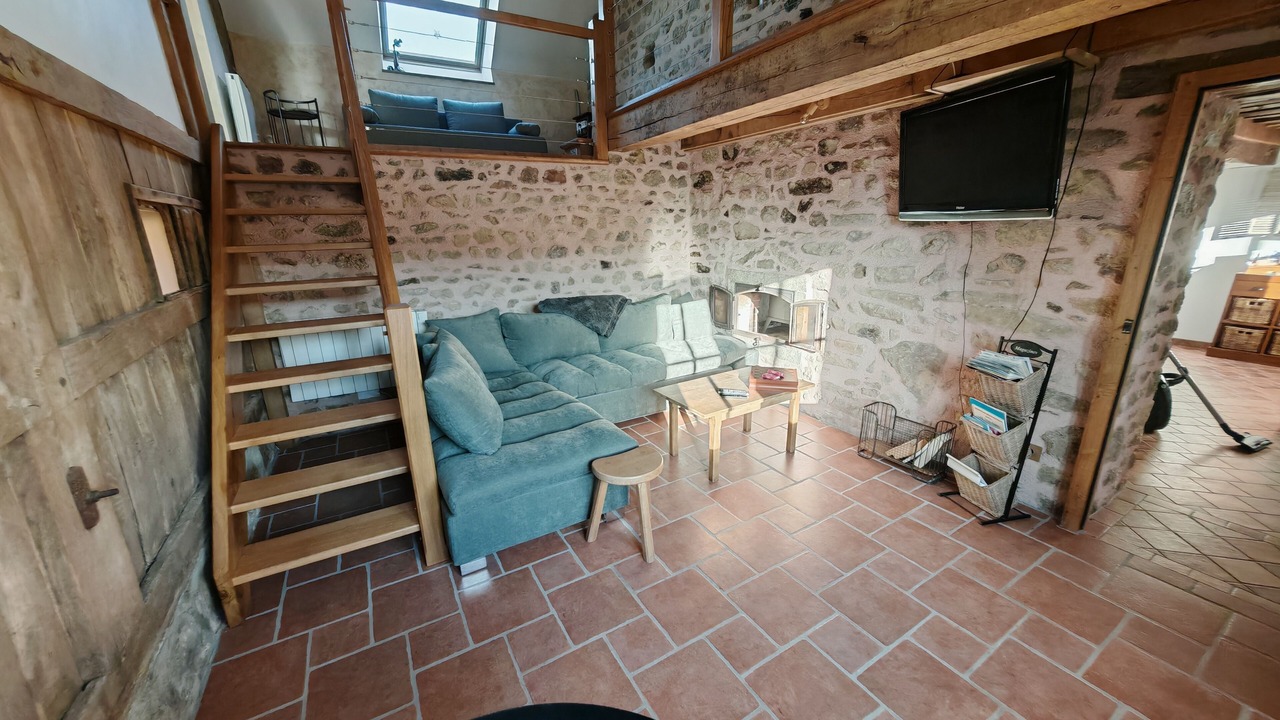 Photo of Livingroom in Quarre-les-Tombes