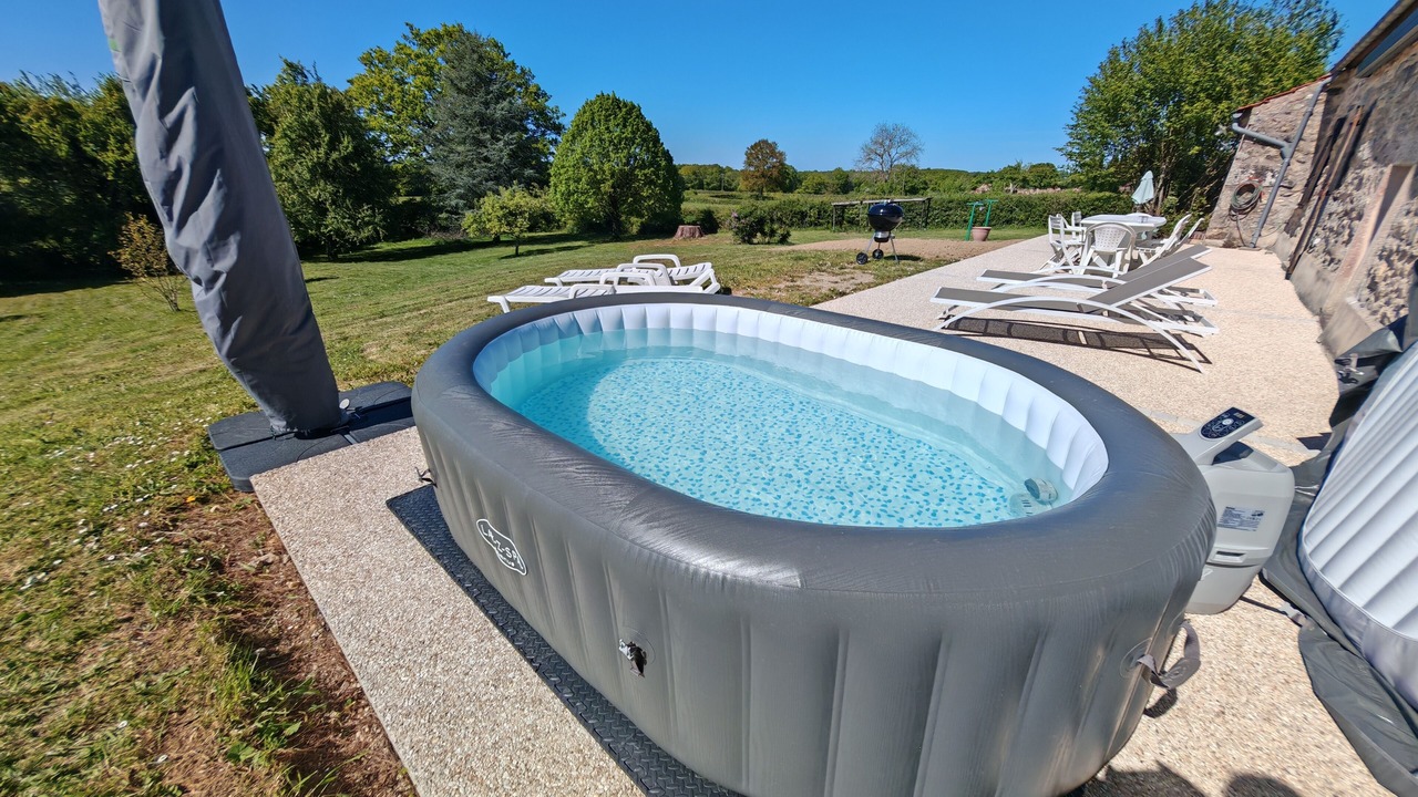 Photo of Patio Balcony in Quarre-les-Tombes