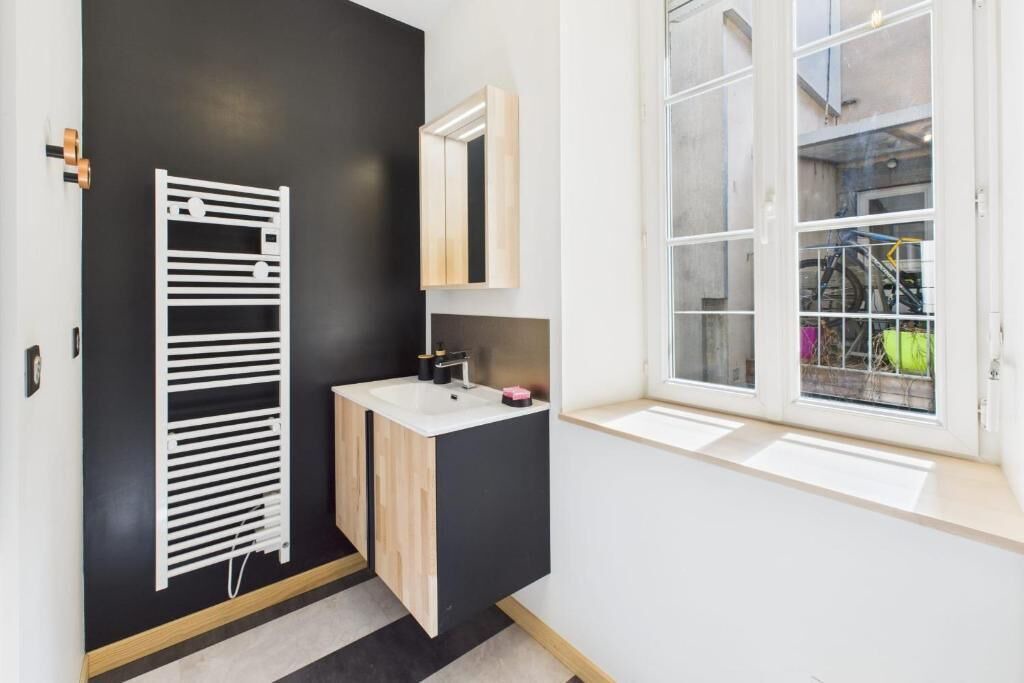 Photo of Bathroom in Clermont Ferrand City Centre