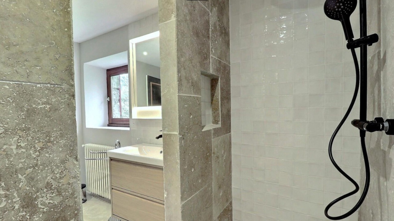 Photo of Bathroom in Sagnes-et-Goudoulet