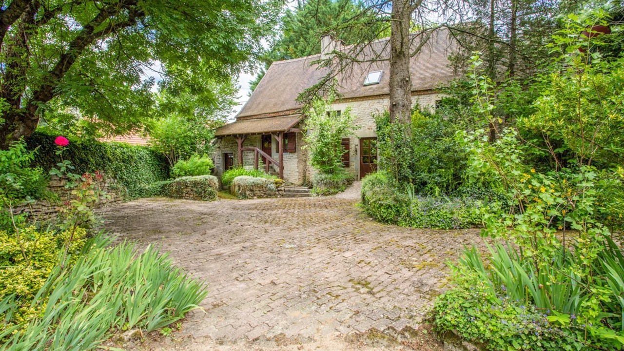 Photo of Outdoor in Corberon