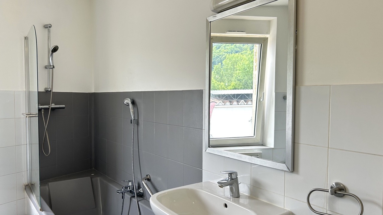 Photo of Bathroom in Longwy