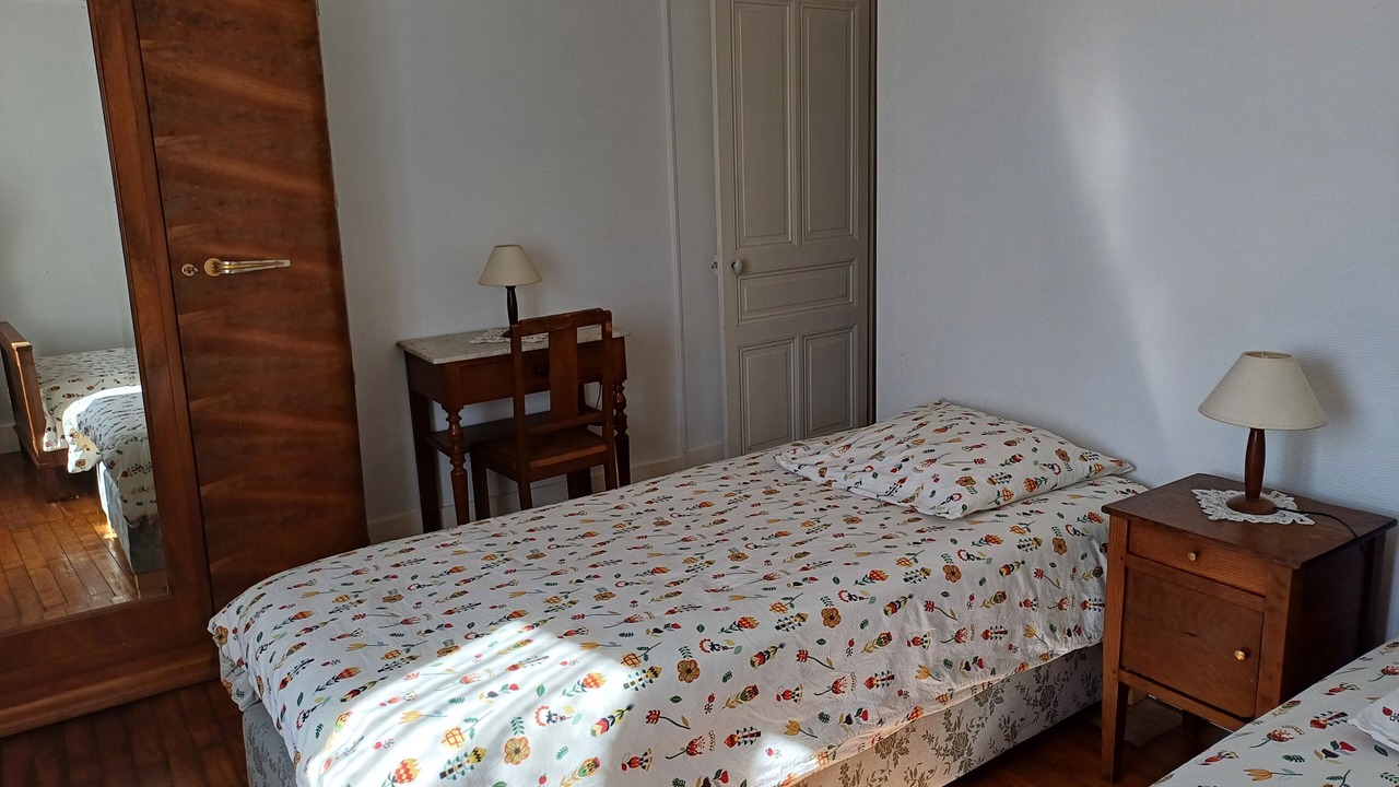 Photo of Bedroom in Ladoix-Serrigny