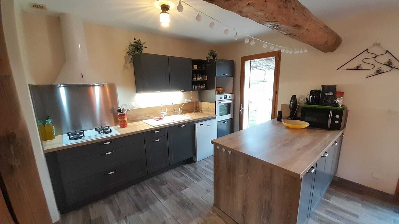 Photo of Kitchen in Entrechaux