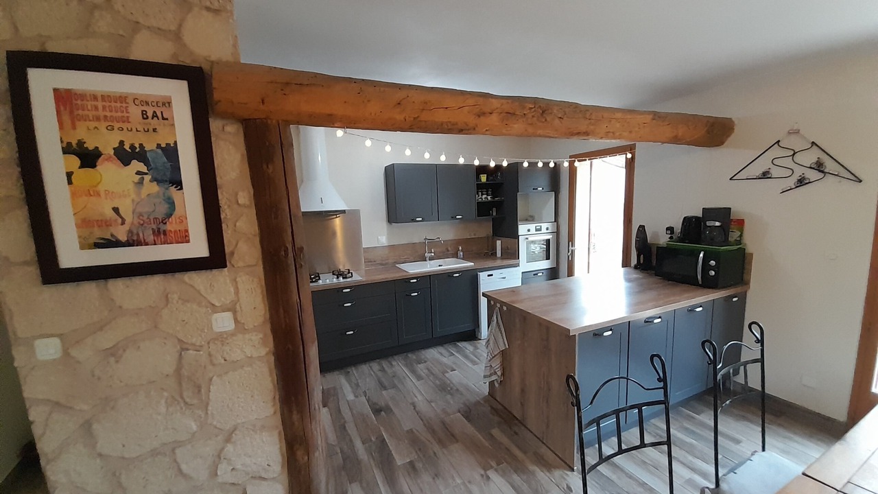 Photo of Kitchen in Entrechaux
