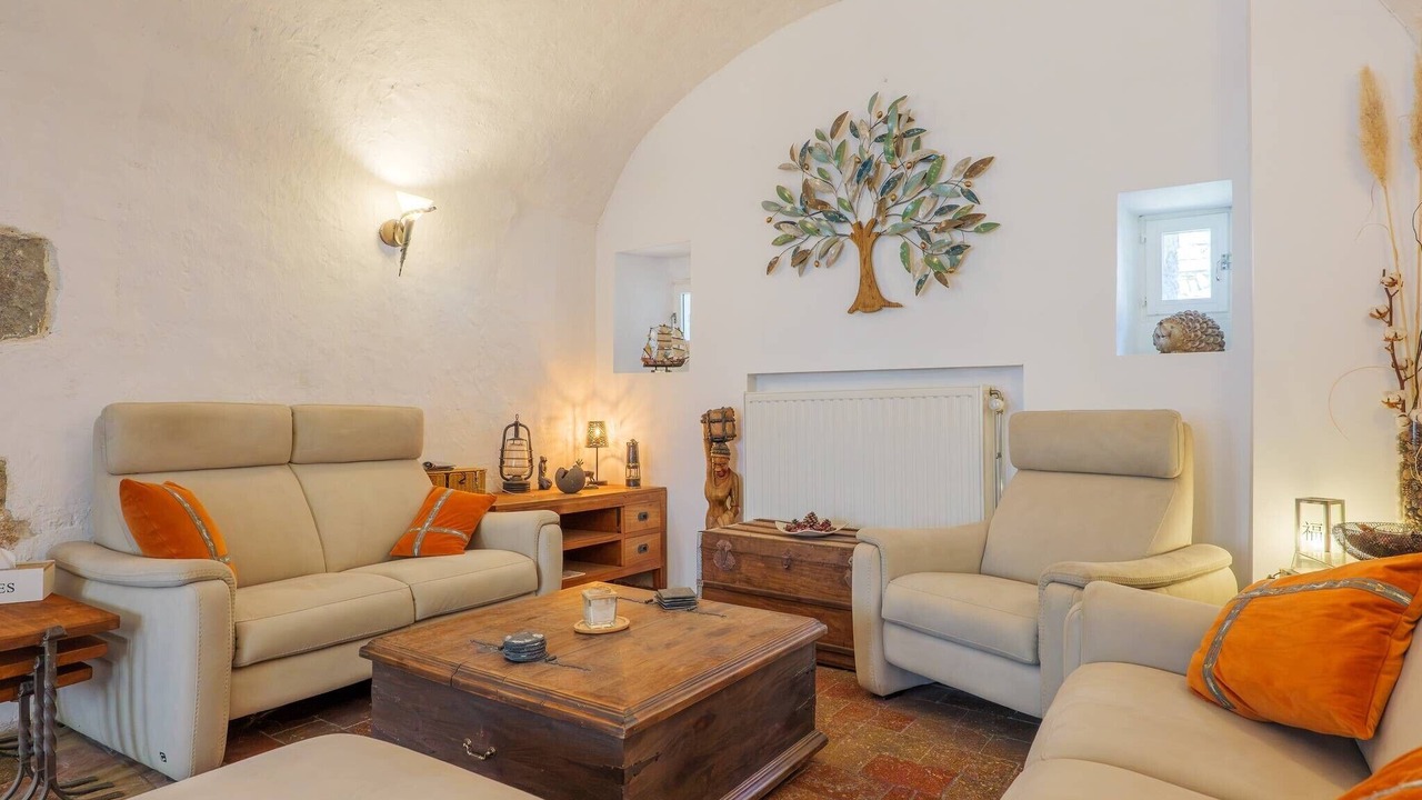 Photo of Livingroom in Saint-Alban-sous-Sampzon