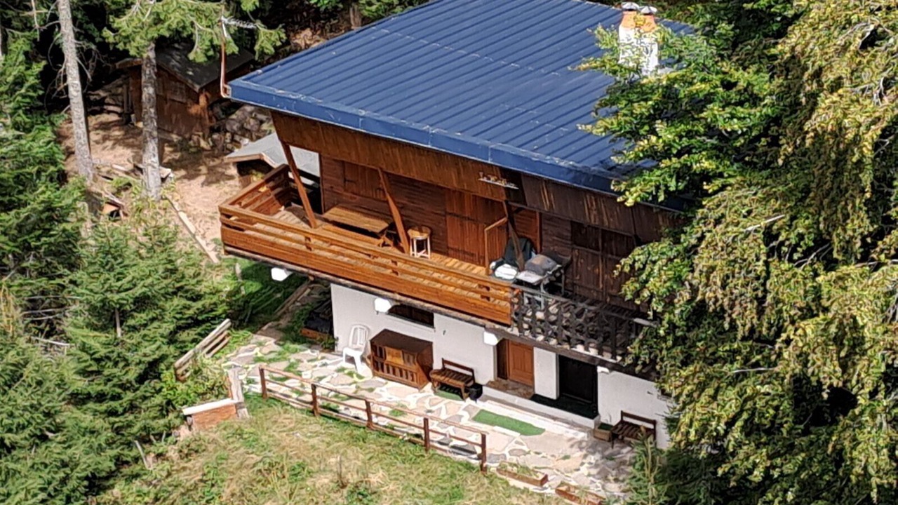 Photo of Outdoor in Laveissiere