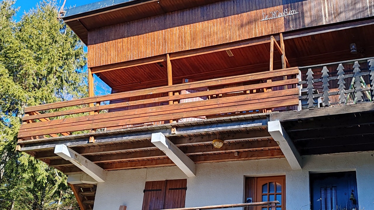 Photo of Outdoor in Laveissiere
