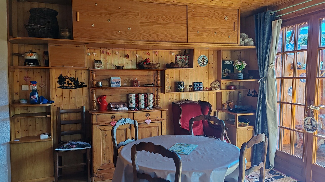 Photo of Others in Laveissiere